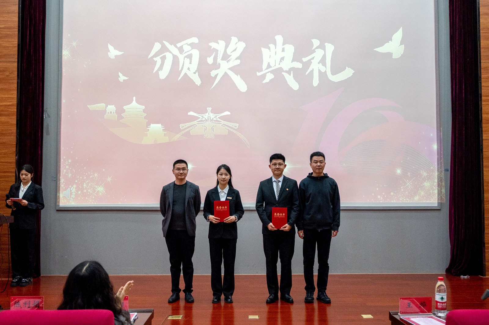 DSC_3425.jpg DSC_3425.jpg