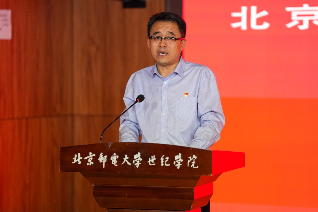 孫凱宣讀.jpg 孫凱宣讀.jpg