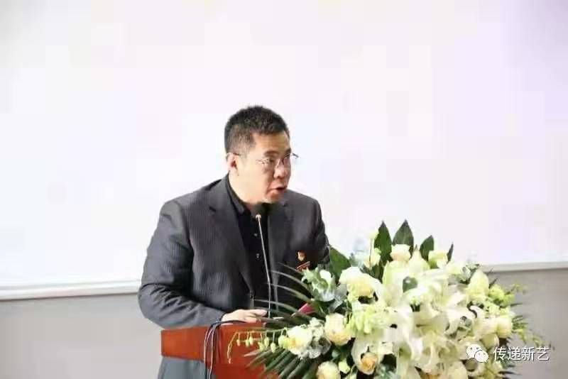 北郵世紀學院黨委書記謝苗峰致辭